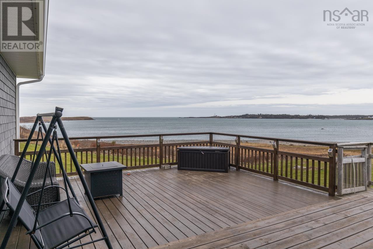 For sale 2149 Chebogue Road, Sand Beach, Nova Scotia B5A5G3