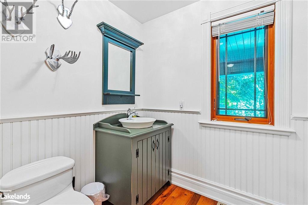 For sale 165 CHAMPLAIN Road, Ontario L9M1S2 40594696