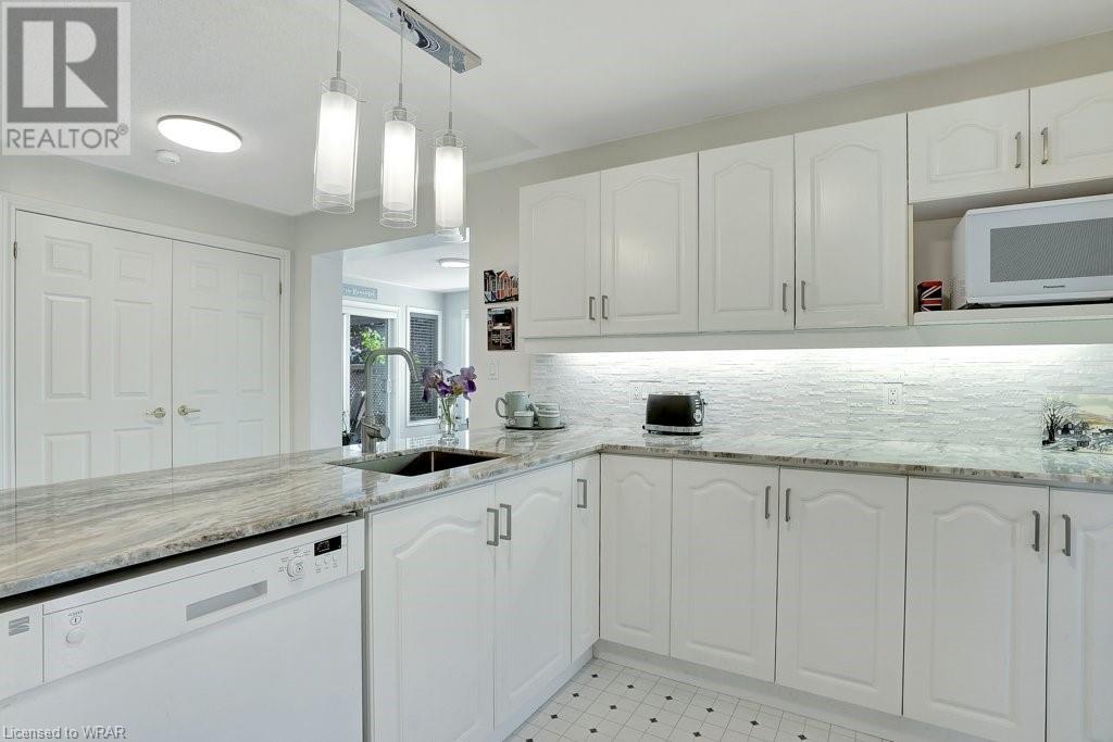 For sale 121 KILROOT Place, Freelton, Ontario L8B1A5 40590381