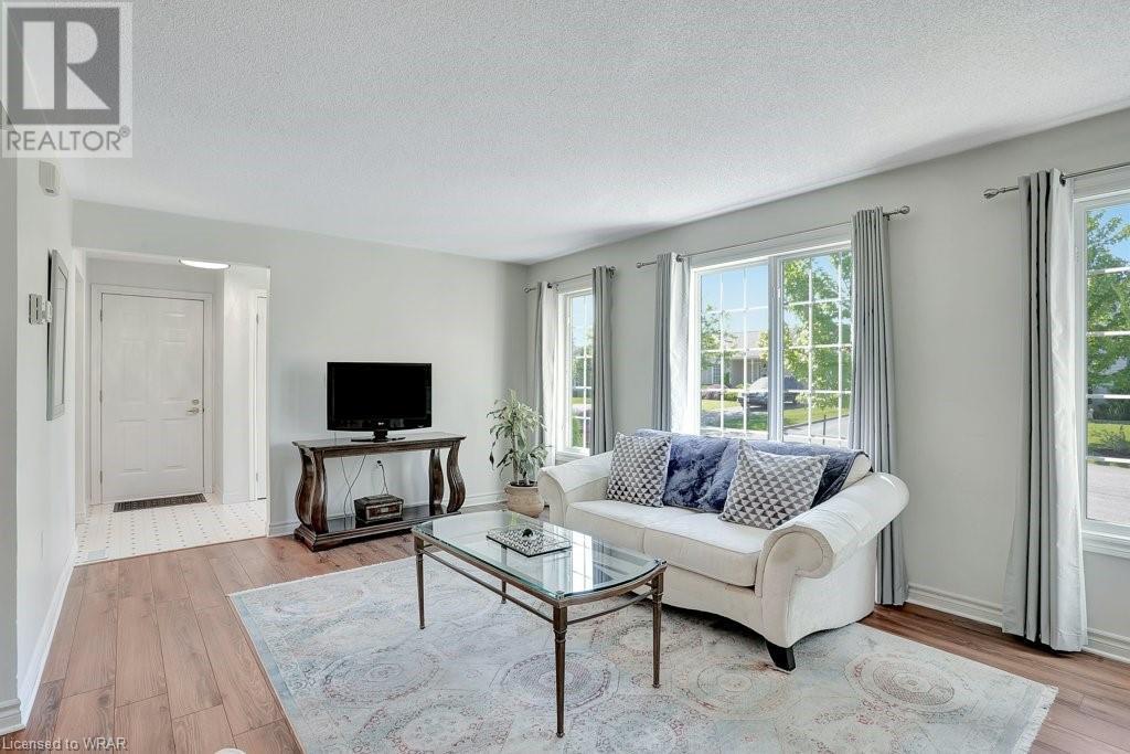 For sale 121 KILROOT Place, Freelton, Ontario L8B1A5 40590381 REALTOR.ca