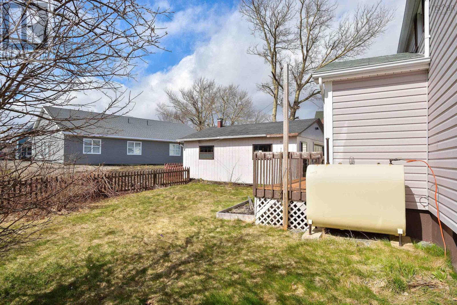 11 Caseys Lane, Glace Bay, Nova Scotia B1A3H2 REALTOR.ca