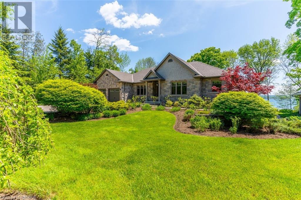 For sale 215 BALMY BEACH Road, Bluffs, Ontario N4K5N4