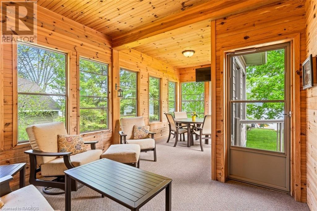 For sale 215 BALMY BEACH Road, Bluffs, Ontario N4K5N4