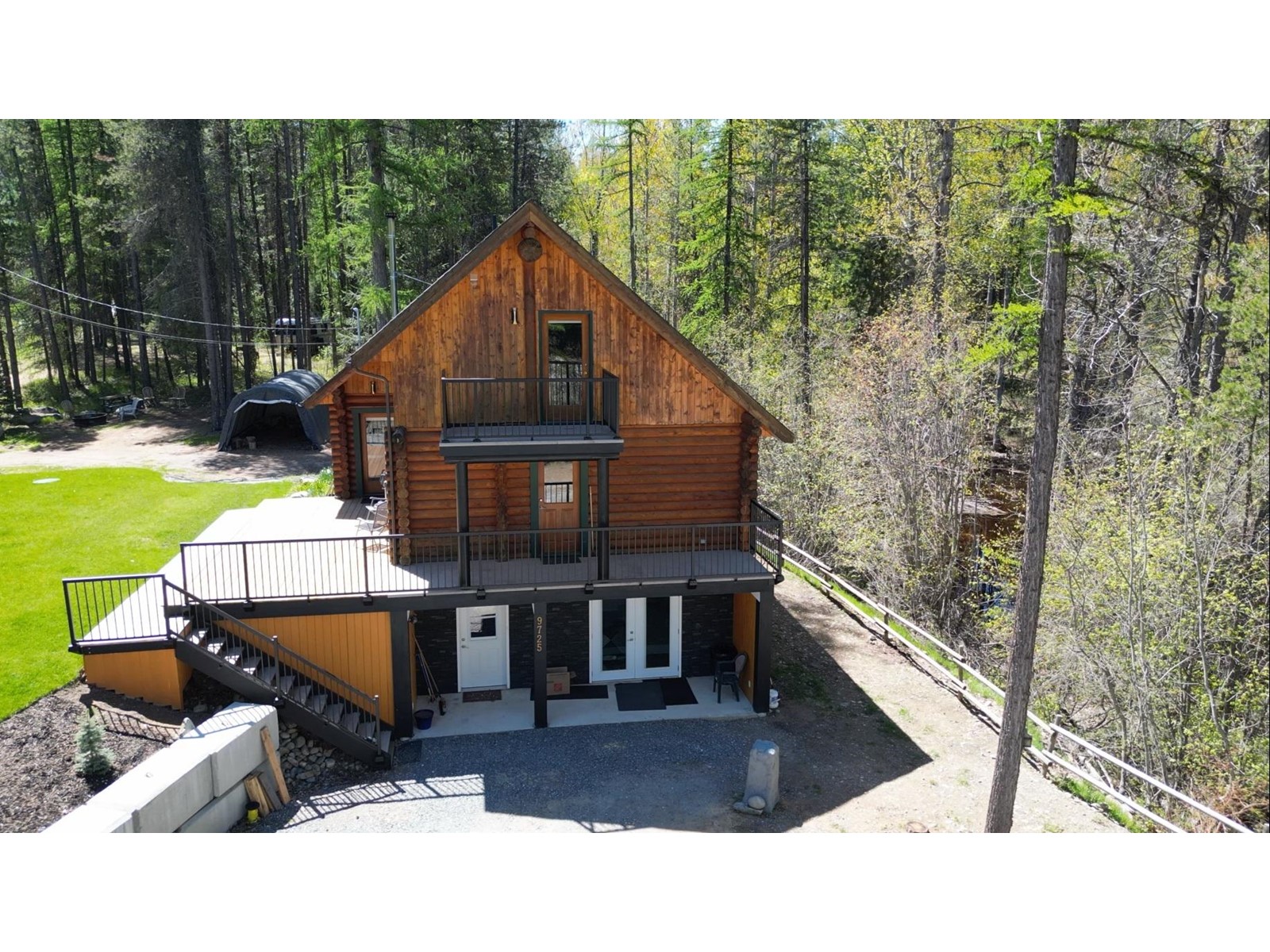 For sale 9725 BRAUNAGEL ROAD, Moyie, British Columbia V0B2A0 2476531
