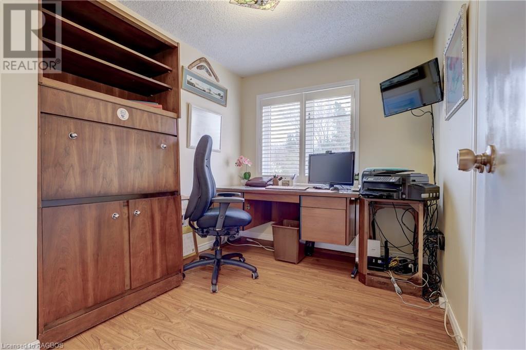 For sale 355 ROW, Kincardine, Ontario N2Z2K1 40575349