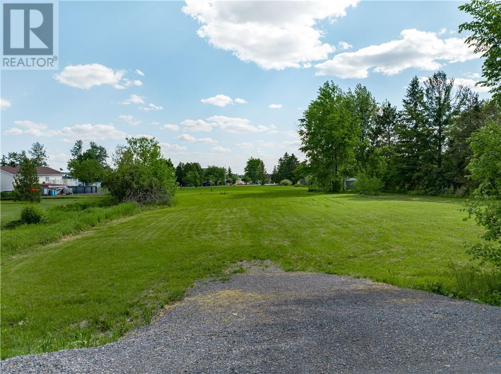 For sale 2903 CHARTRAND STREET, Lefaivre, Ontario K0B1J0 1393281