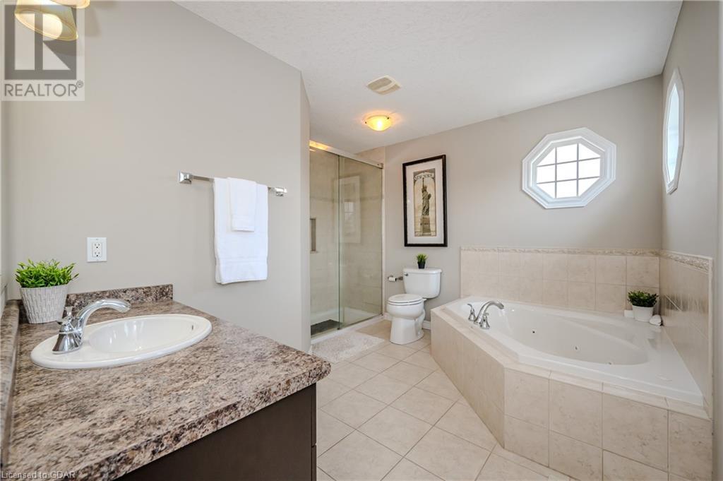 For sale 16 CREIGHTON Avenue, Guelph, Ontario N1E0G8 40587195