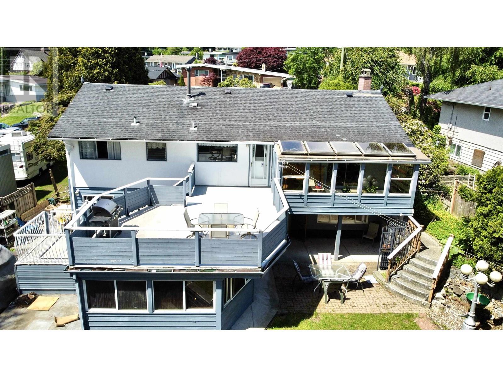 For sale 361 SEAFORTH CRESCENT, Coquitlam, British Columbia V3K2M3