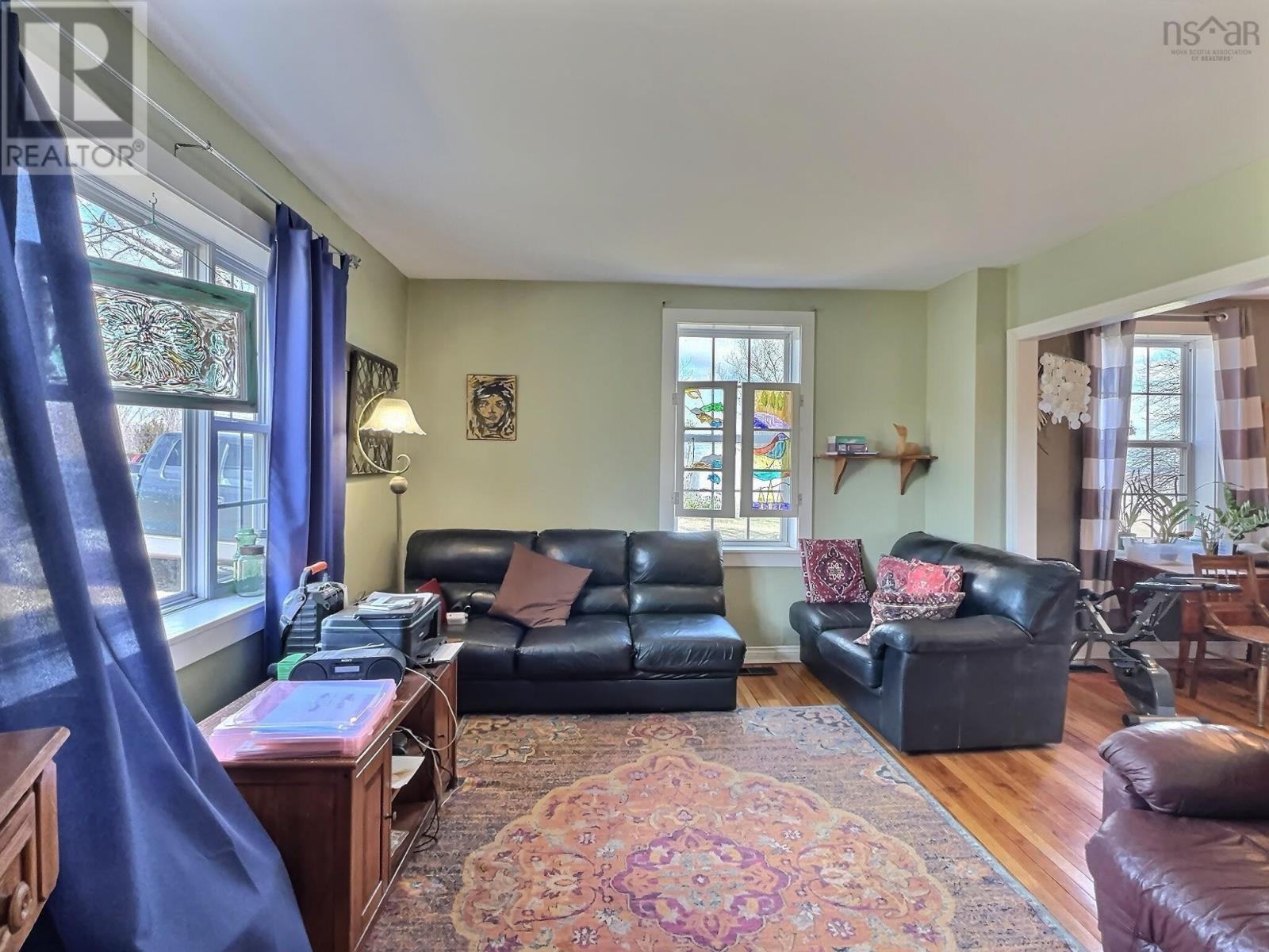 For sale 4532 NS2, Upper Economy, Nova Scotia B0M1B0 202406049