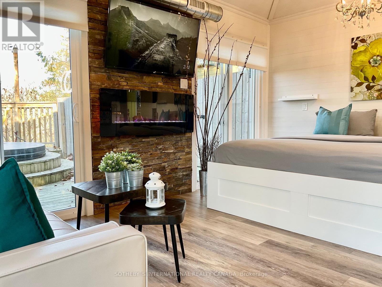 For sale 345 THOUSAND ISLANDS PARKWAY, Leeds & the Thousand Islands