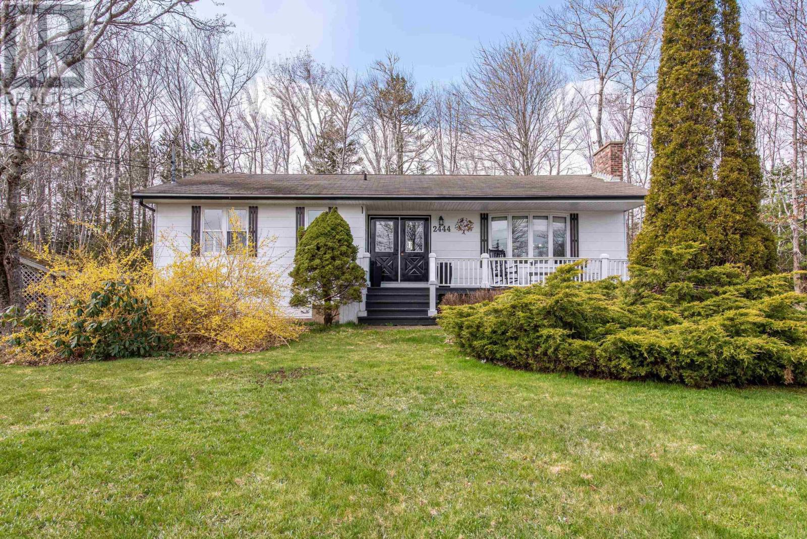 For sale 2444 Beaver Bank Road, Beaver Bank, Nova Scotia B4G1E5