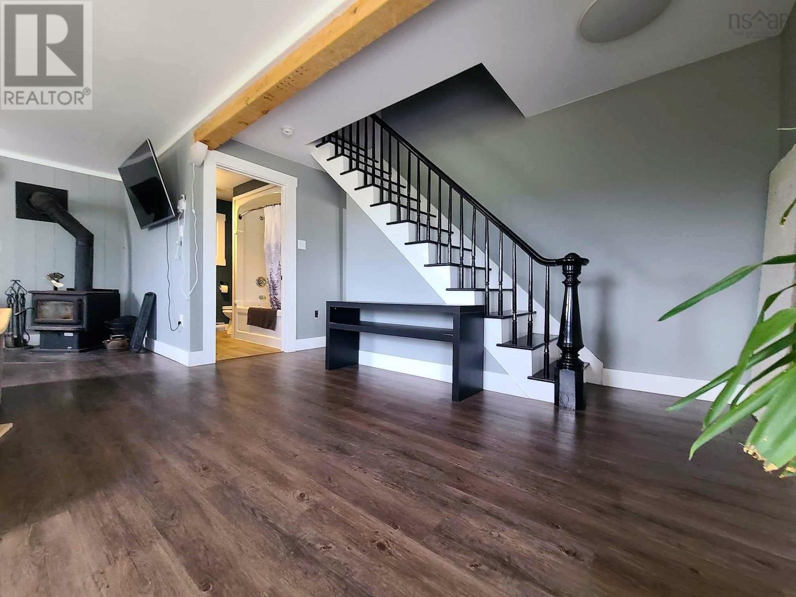 For sale 31 Westchester Road, Sutherlands Lake, Nova Scotia B0M1G0