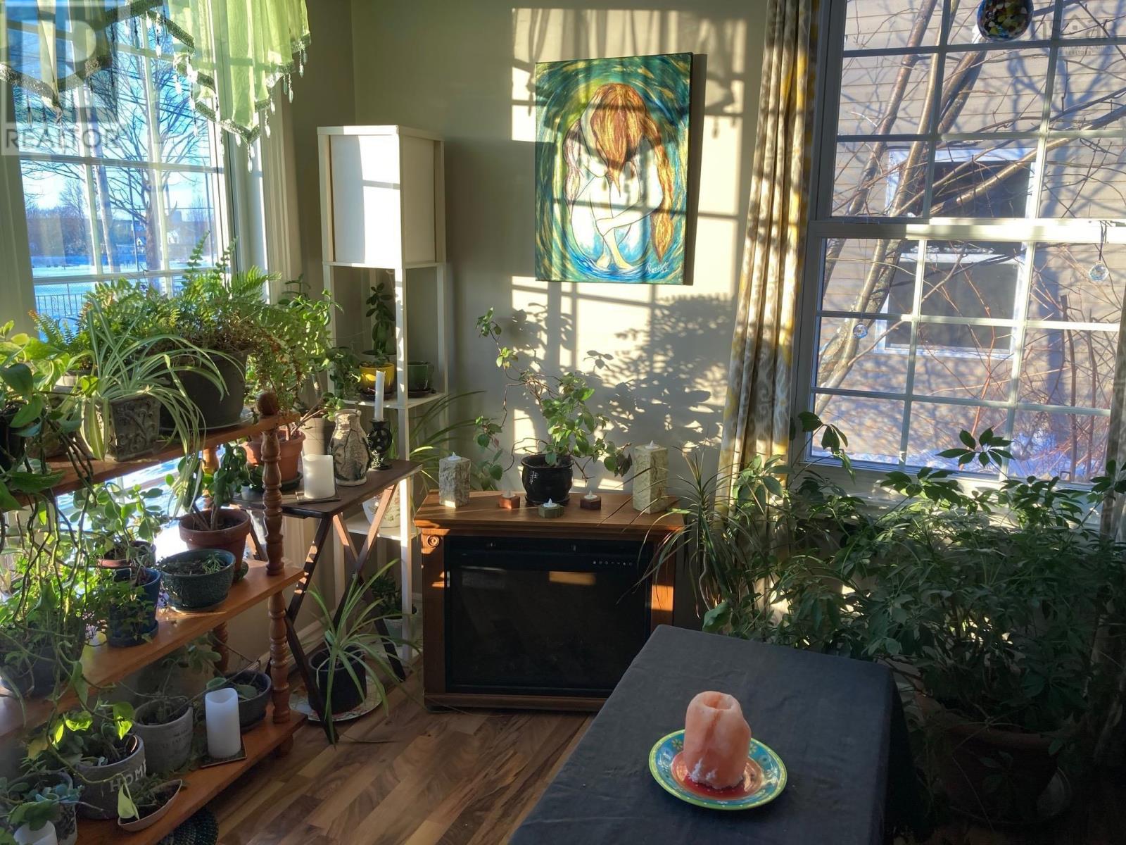 For sale 495 High Street, New Glasgow, Nova Scotia B2H2X9 202404344