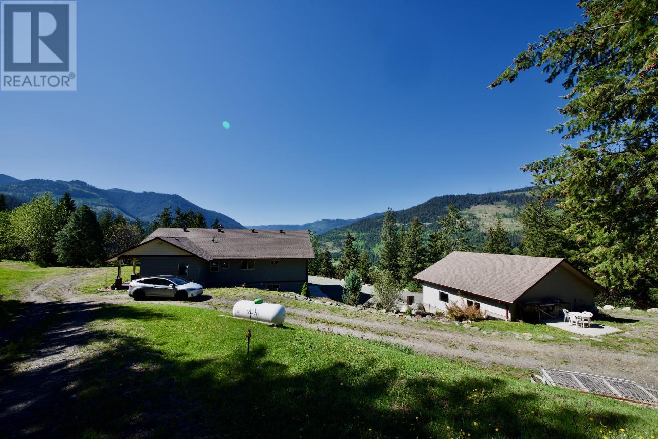 For sale 2165 FADEAR CREEK ROAD, Heffley, British Columbia V0E2E0