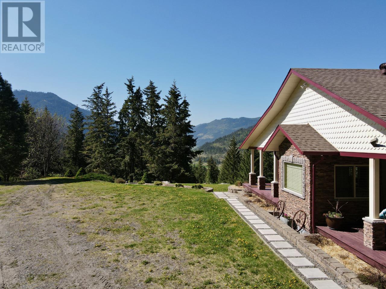 For sale 2165 FADEAR CREEK ROAD, Heffley, British Columbia V0E2E0