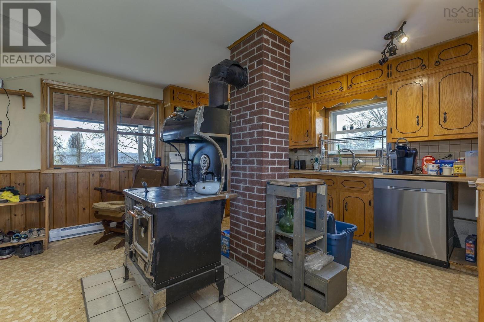 For sale 142 Fenton Road, Upper Rawdon, Nova Scotia B0N2N0 202410344