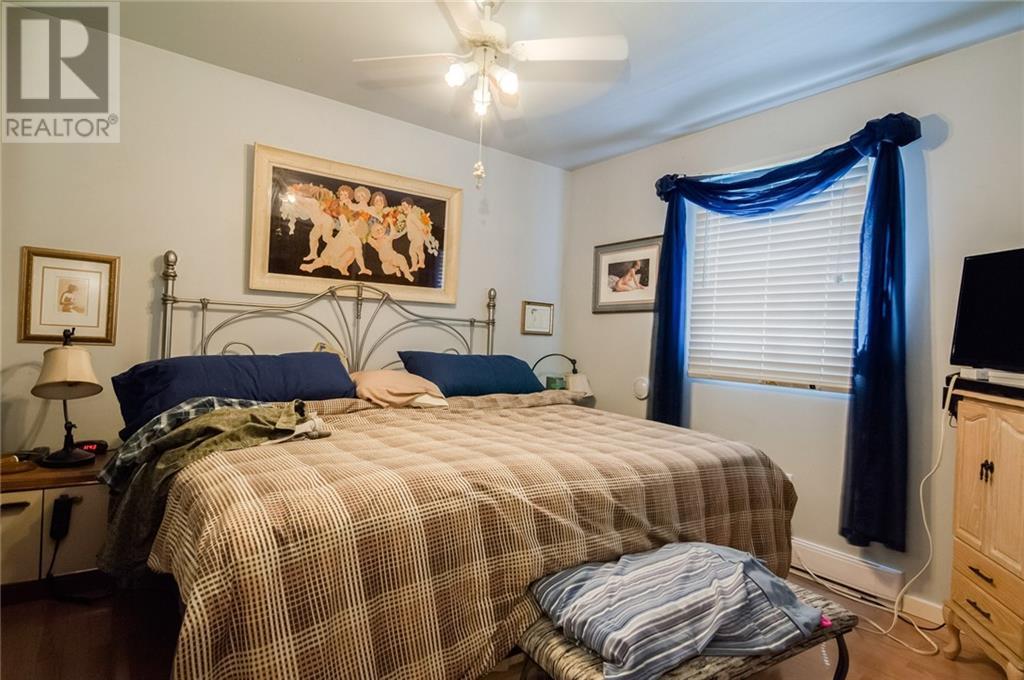 For sale 4020 4TH LINE ROAD, North Lancaster, Ontario K0C1Z0 1394477