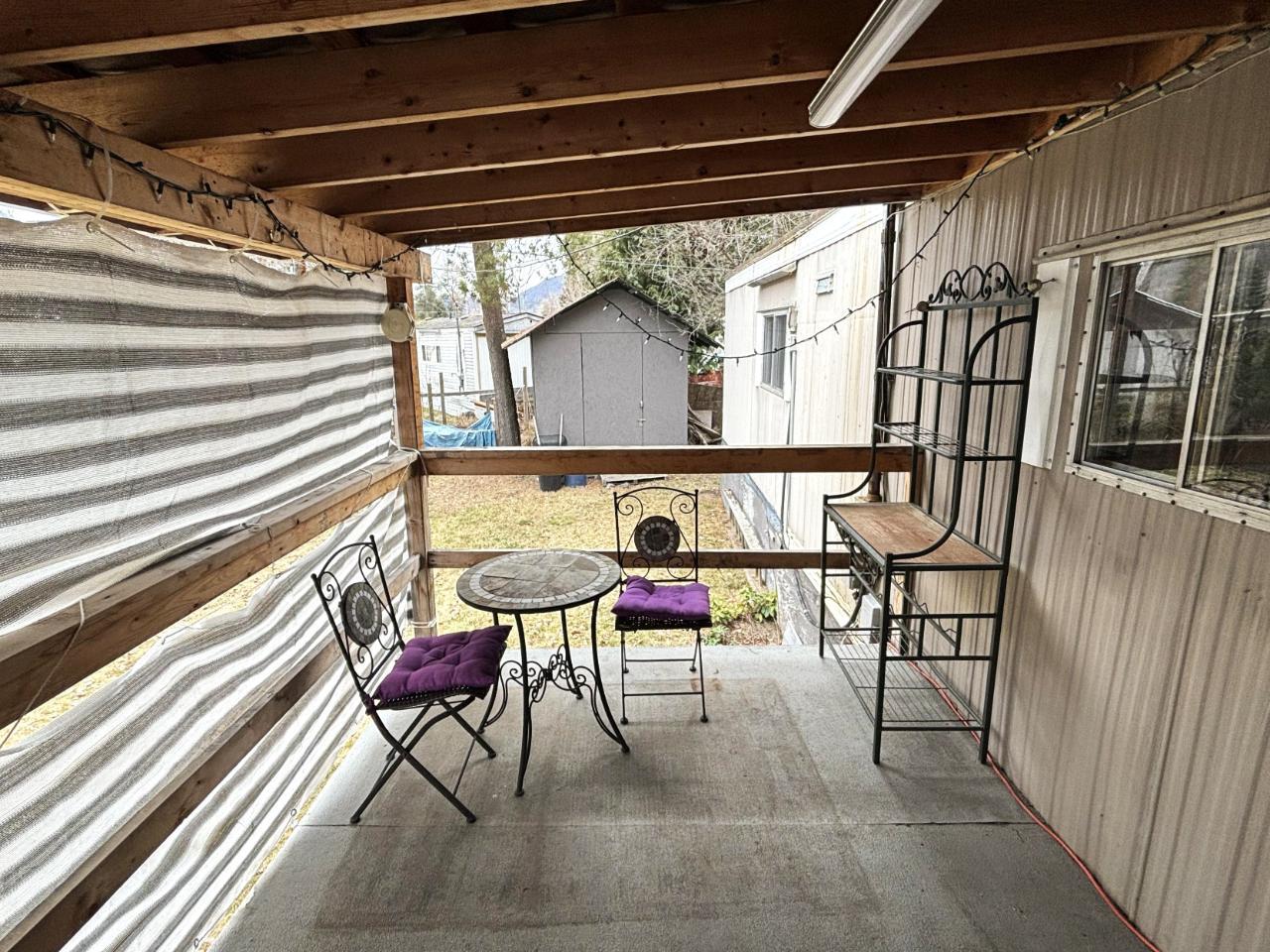 For sale 76 500 16TH AVENUE, Genelle, British Columbia V0G1G0