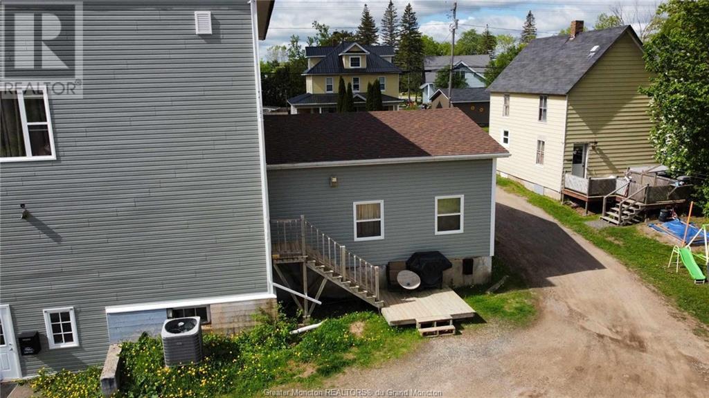 For sale 230 Old Post RD, Petitcodiac, New Brunswick E4Z4P2 M159557