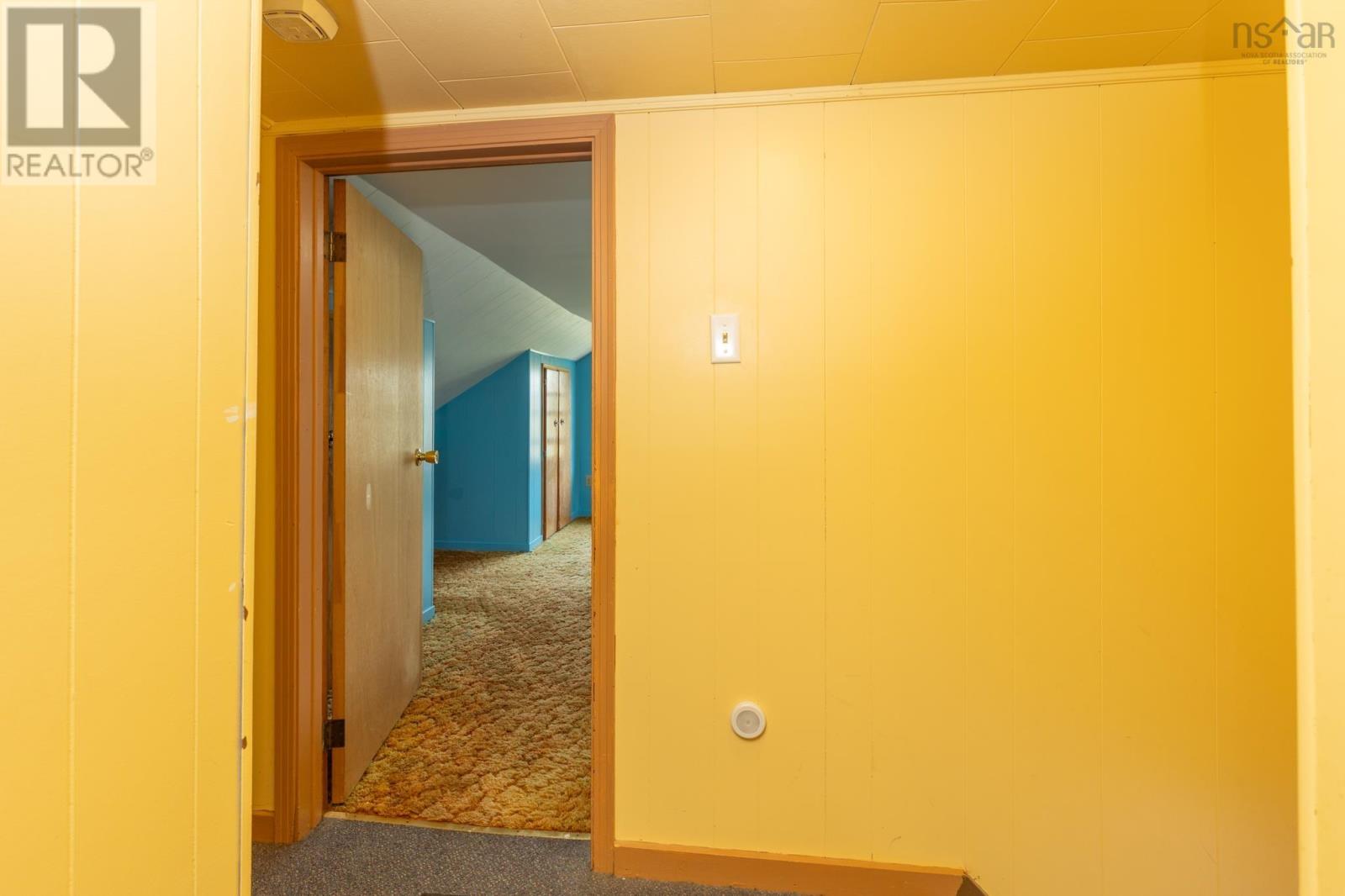 For sale 1192 335 Highway, Middle West Pubnico, Nova Scotia B0W2M0