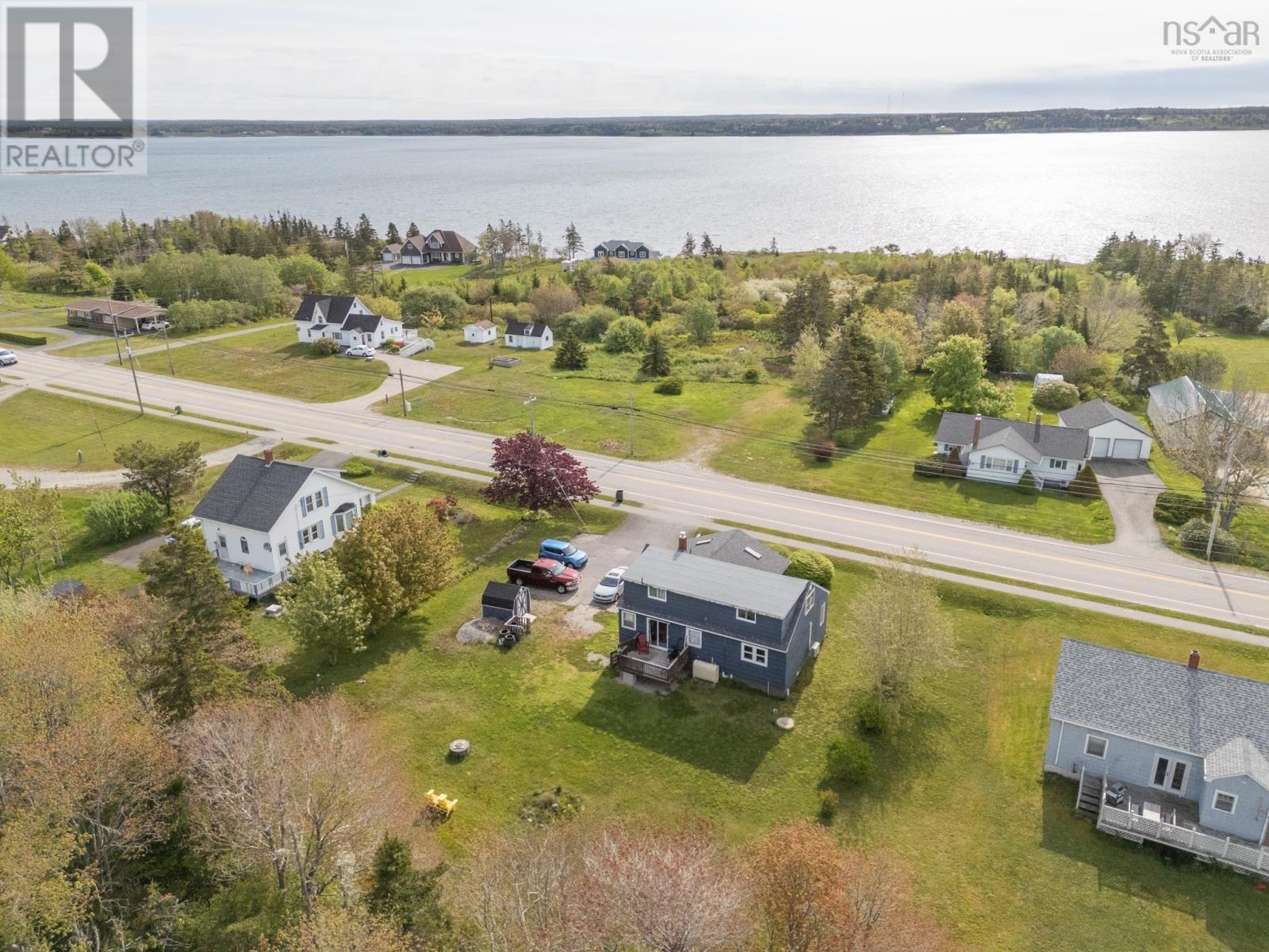 For sale 1192 335 Highway, Middle West Pubnico, Nova Scotia B0W2M0