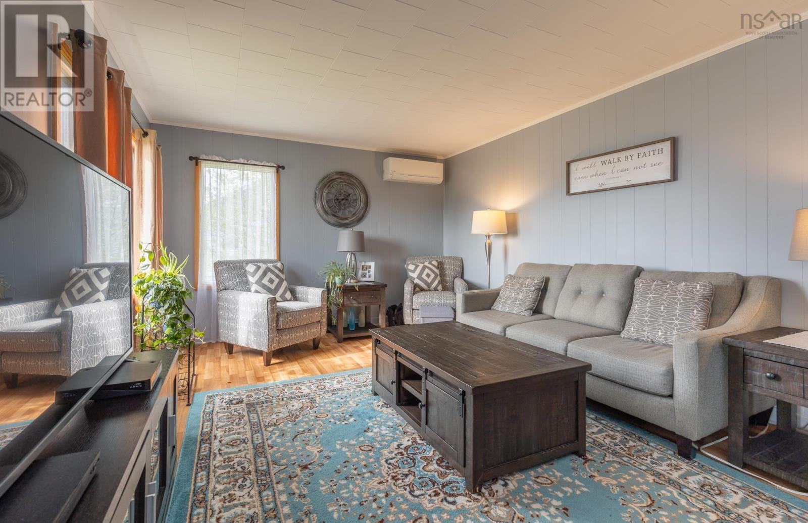 For sale 1192 335 Highway, Middle West Pubnico, Nova Scotia B0W2M0