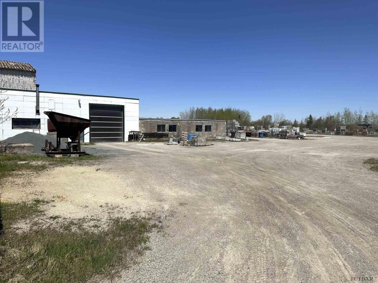 For sale 332407 Highway 11 N, Earlton, Ontario P0J1E0 TM230237