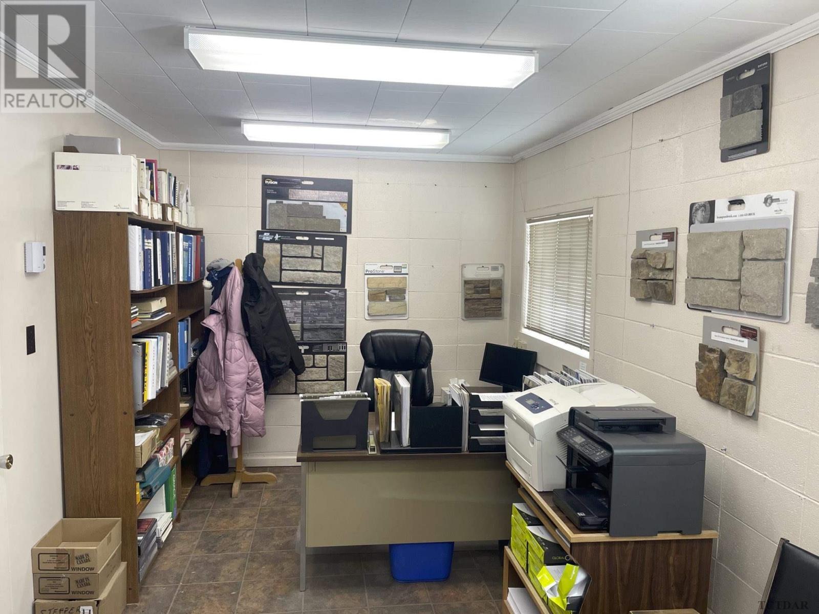 For sale 332407 Highway 11 N, Earlton, Ontario P0J1E0 TM230237