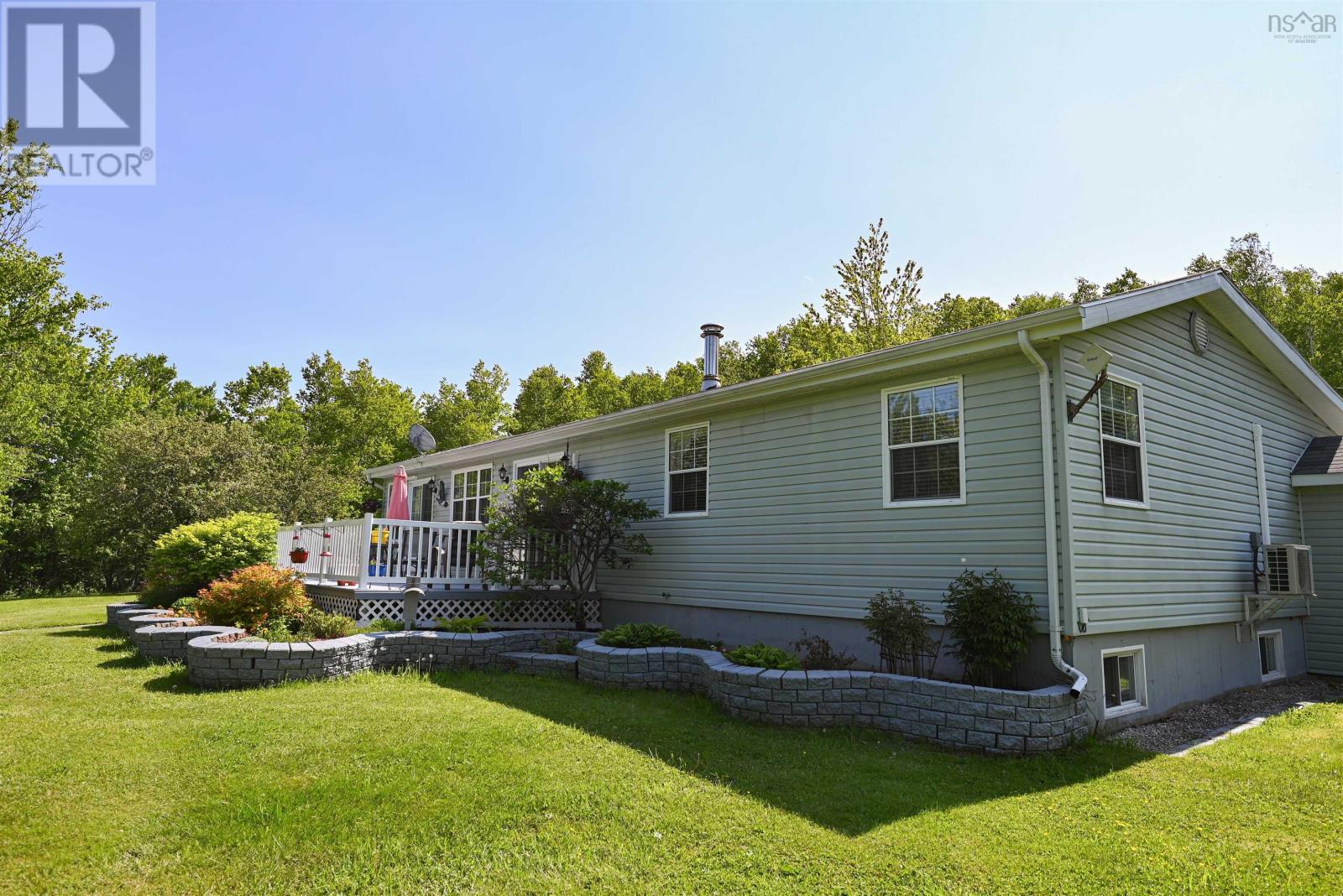 For sale 4437/4439 West Lake Ainslie Road, West Lake Ainslie, Nova Scotia B0E3M0 202407147