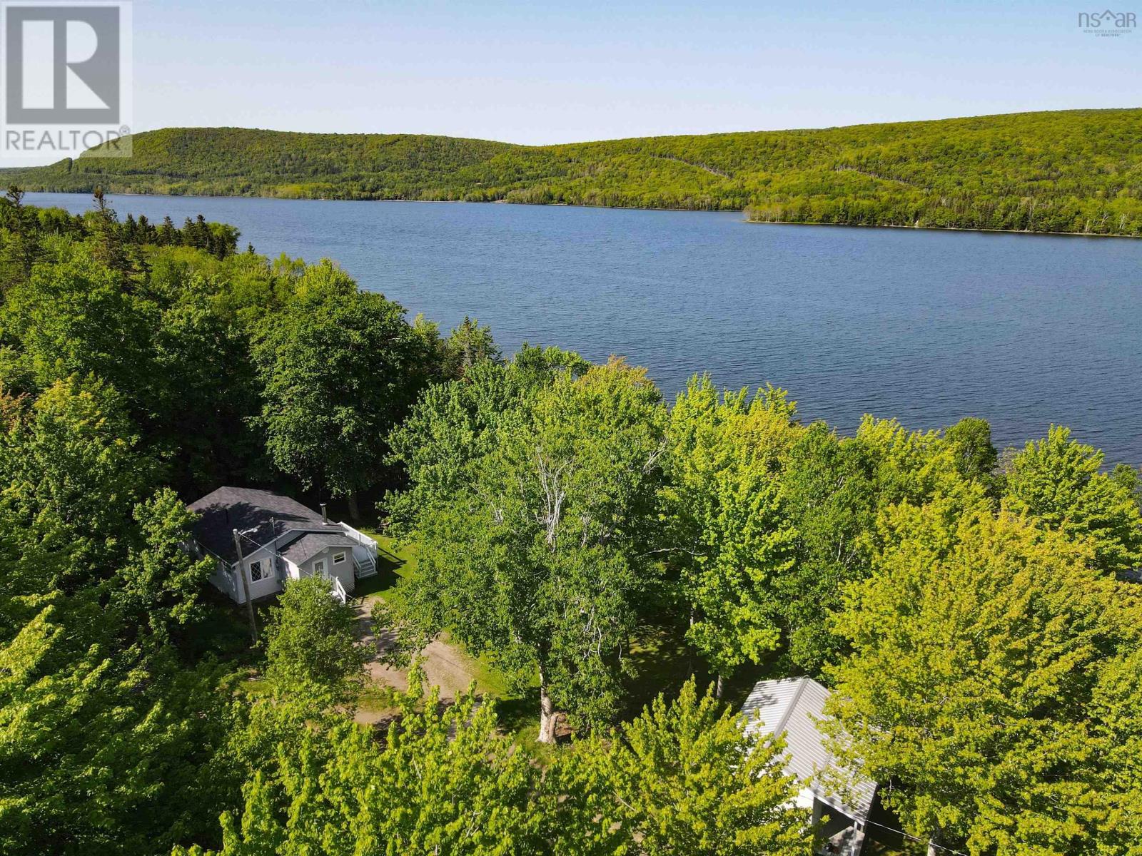 For sale 4437/4439 West Lake Ainslie Road, West Lake Ainslie, Nova