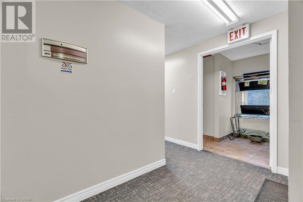 For lease 727 WOOLWICH Street Unit 2A + 2B, Guelph, Ontario N1H3Z2