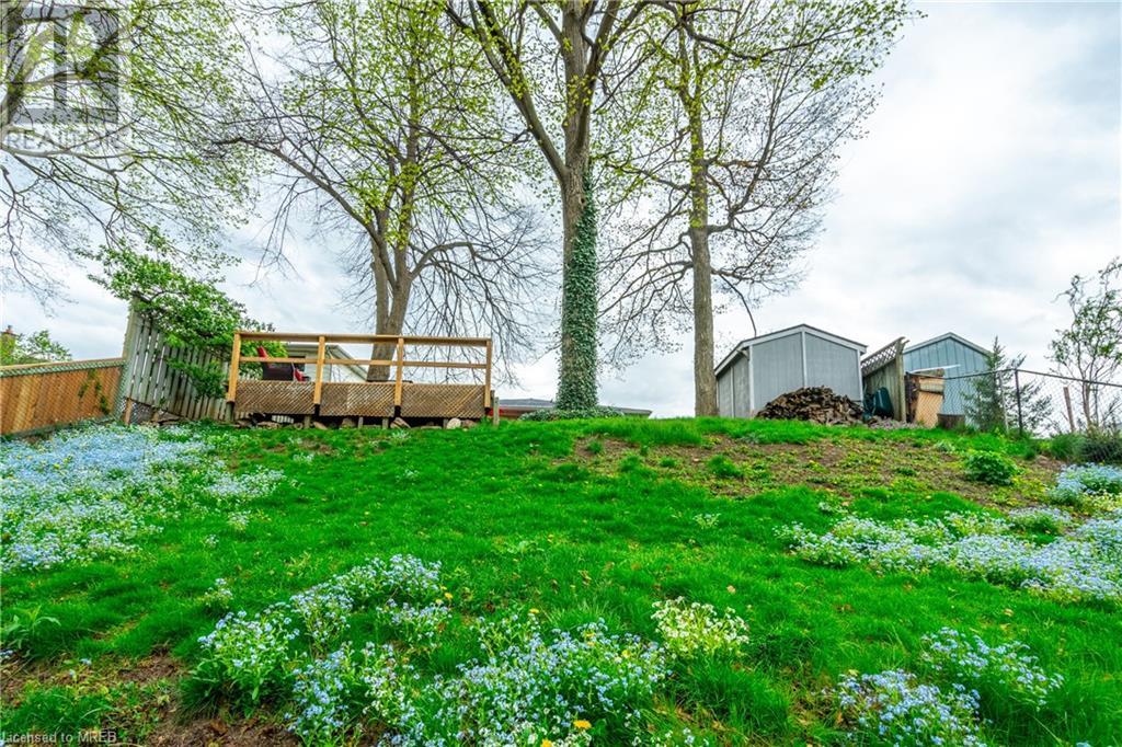 For sale 356 DELREX Boulevard, Halton, Ontario L7G4H4 40575738