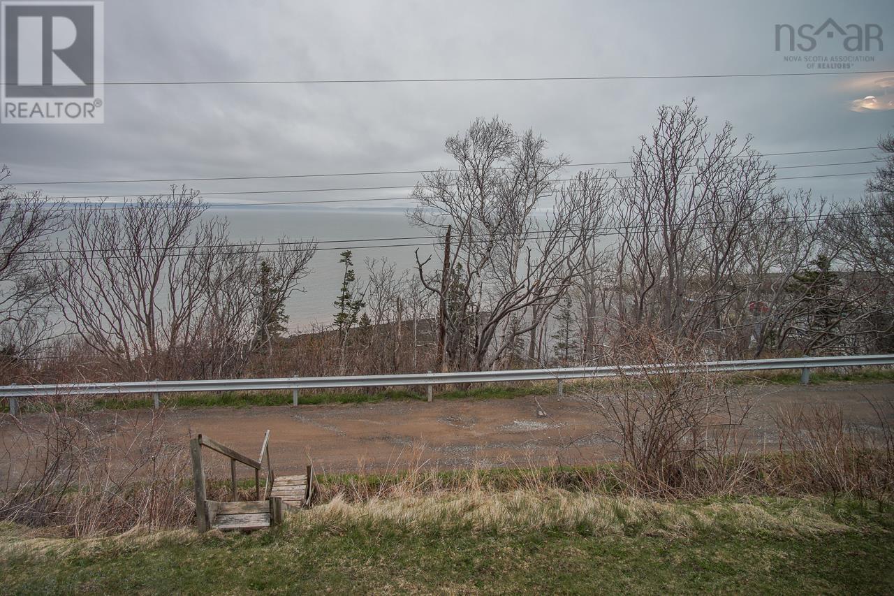 For sale 22 Pent Road, Harbourville, Nova Scotia B0P1E0 202409577