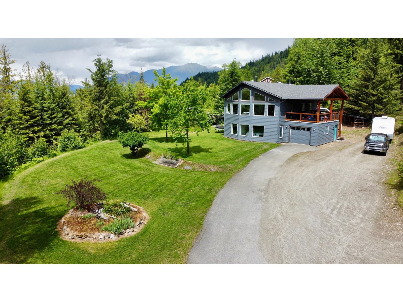 For sale 185 DONNELLYS ROAD, Nakusp, British Columbia V0G1R1 2477312