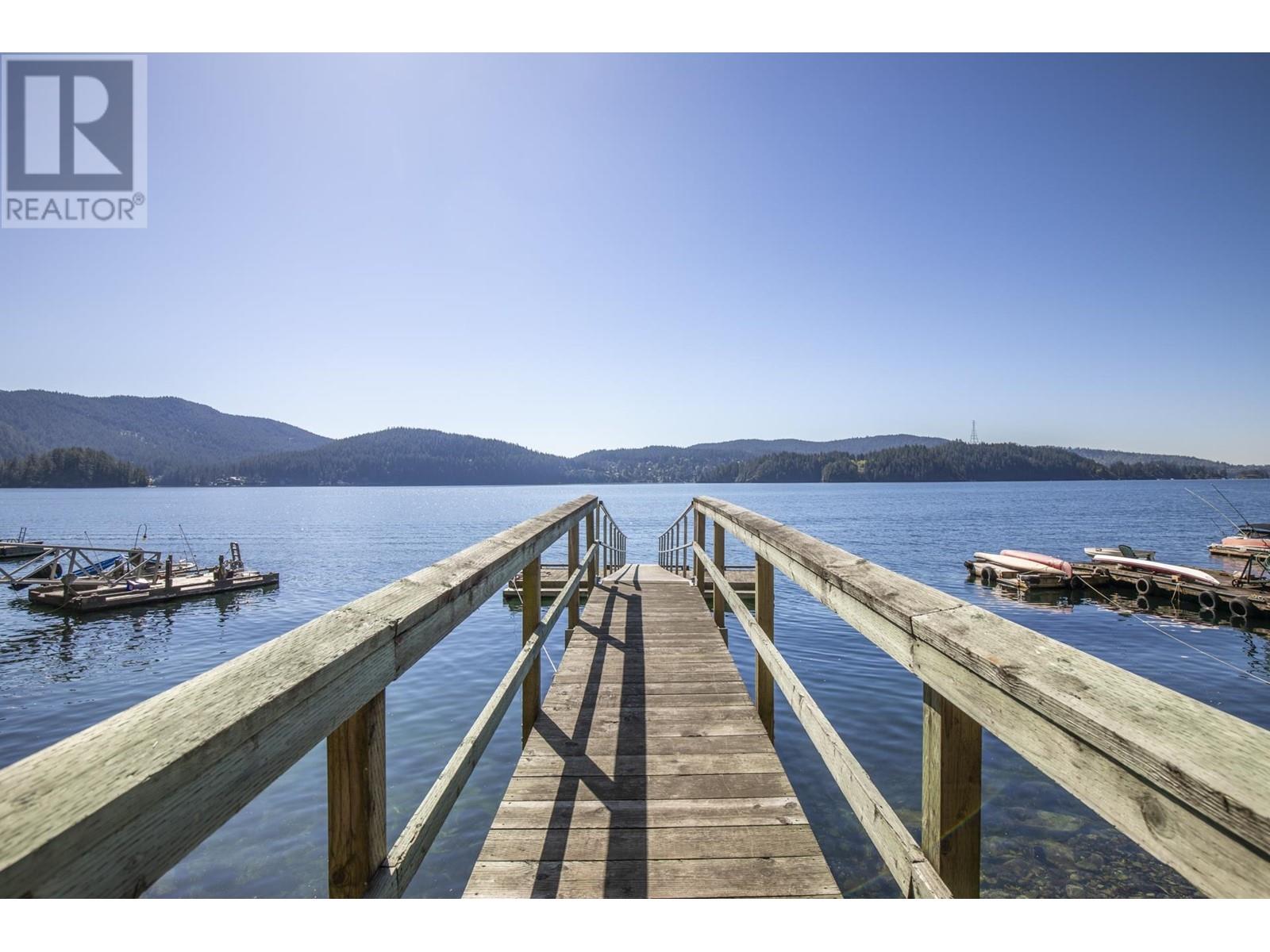 For sale 5672 INDIAN RIVER DRIVE, North Vancouver, British Columbia