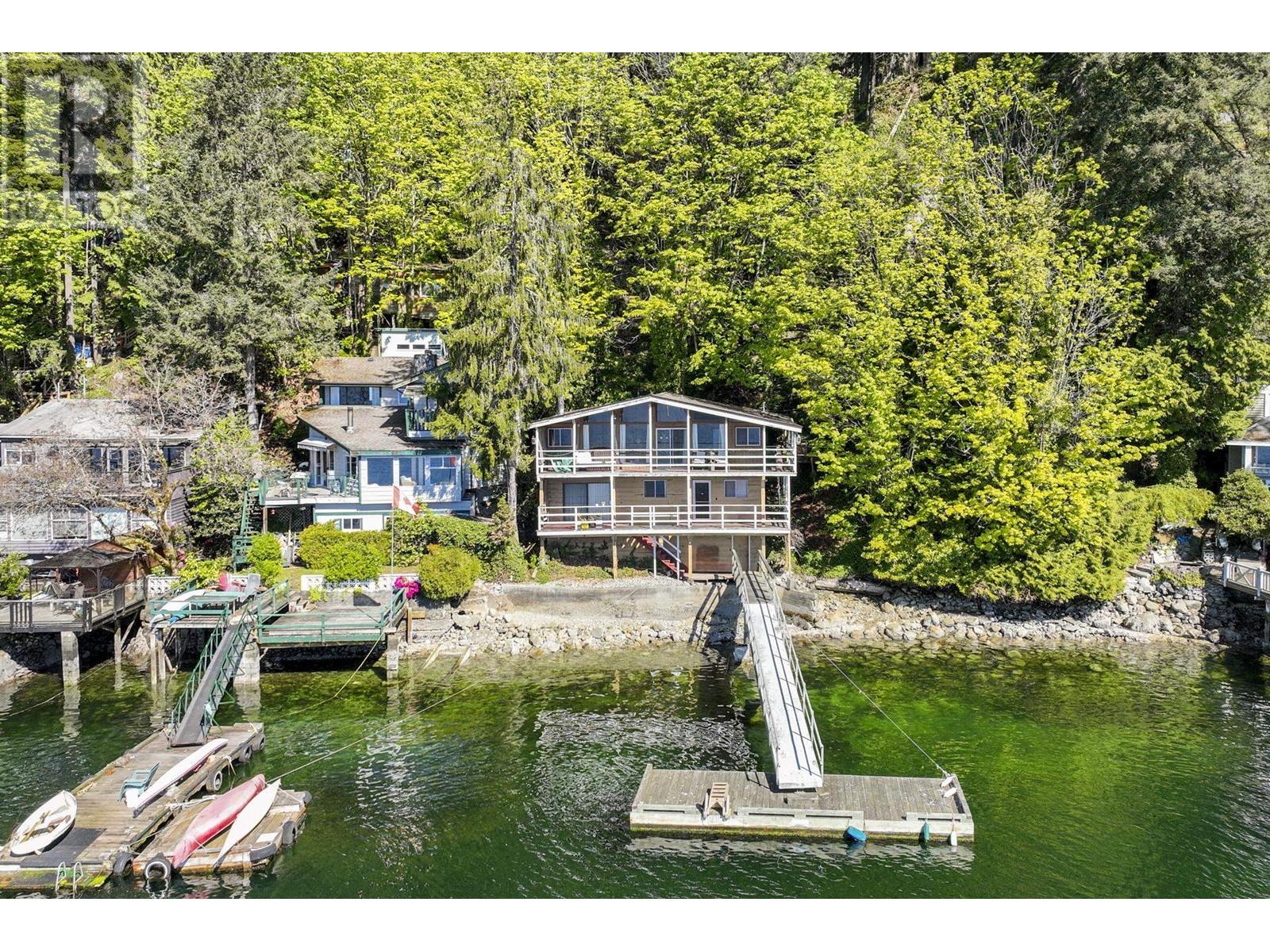 For sale 5672 INDIAN RIVER DRIVE, North Vancouver, British Columbia