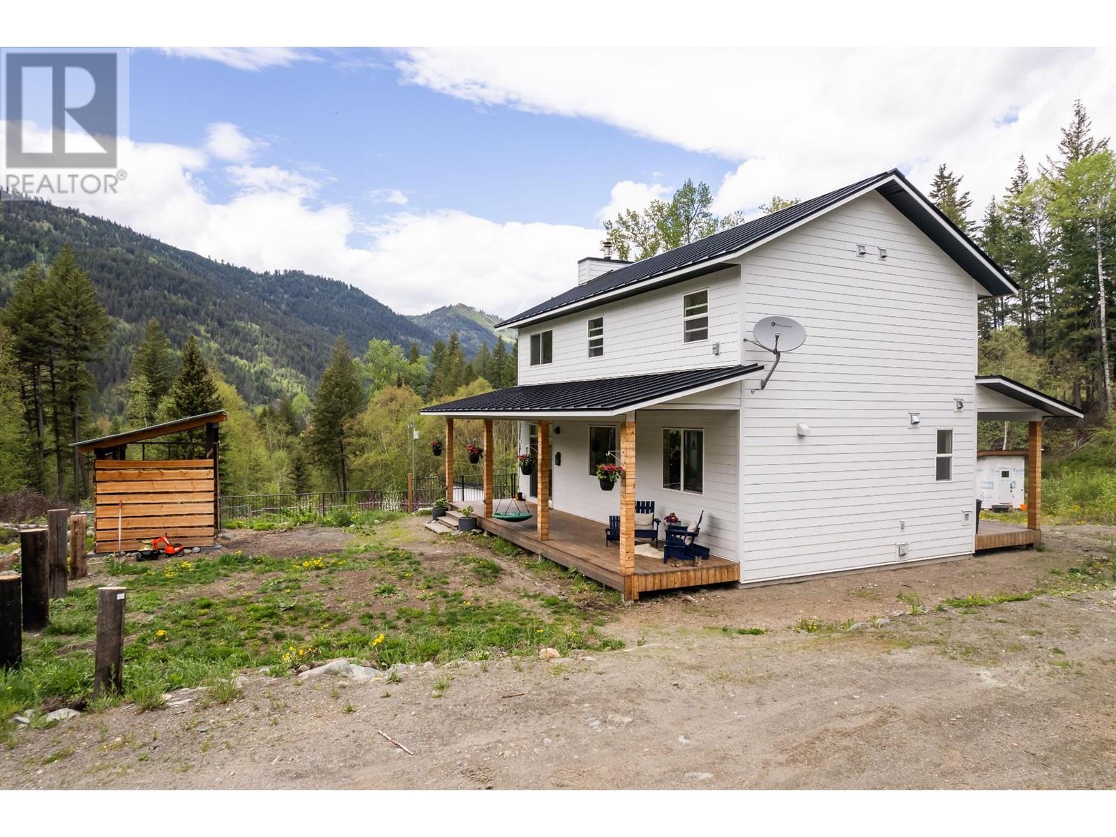 For sale 5048 HEFFLEY LOUIS CR RD, Heffley, British Columbia V0E1Z1