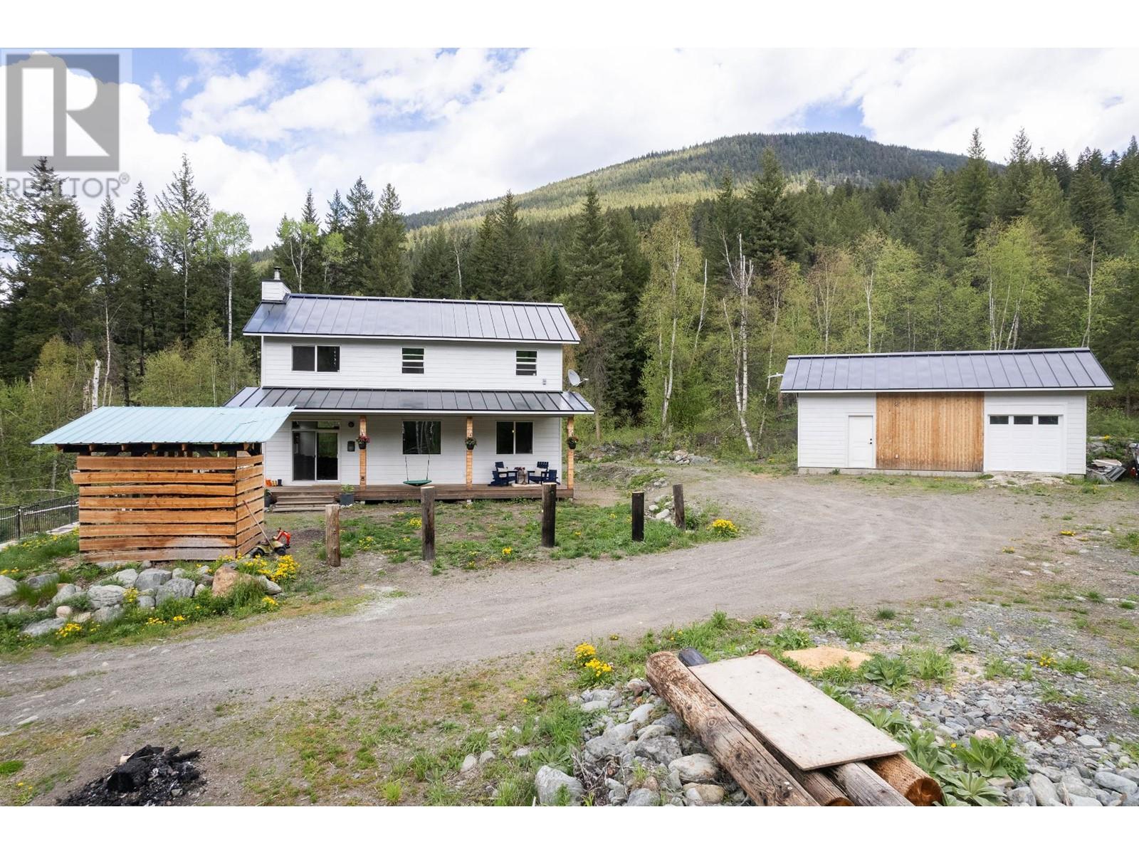For sale 5048 HEFFLEY LOUIS CR RD, Heffley, British Columbia V0E1Z1