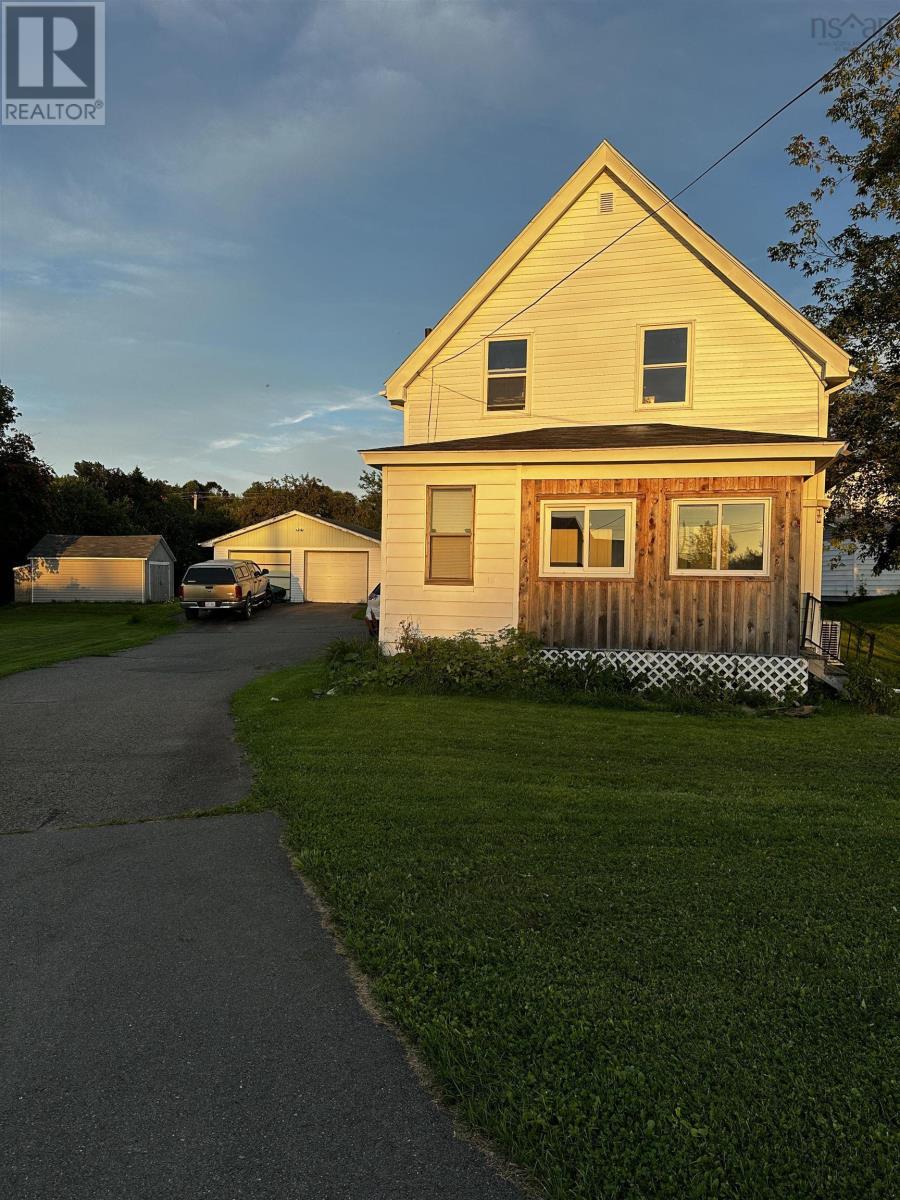 18 Glass Street, Trenton, Nova Scotia B0K1X0 REALTOR.ca