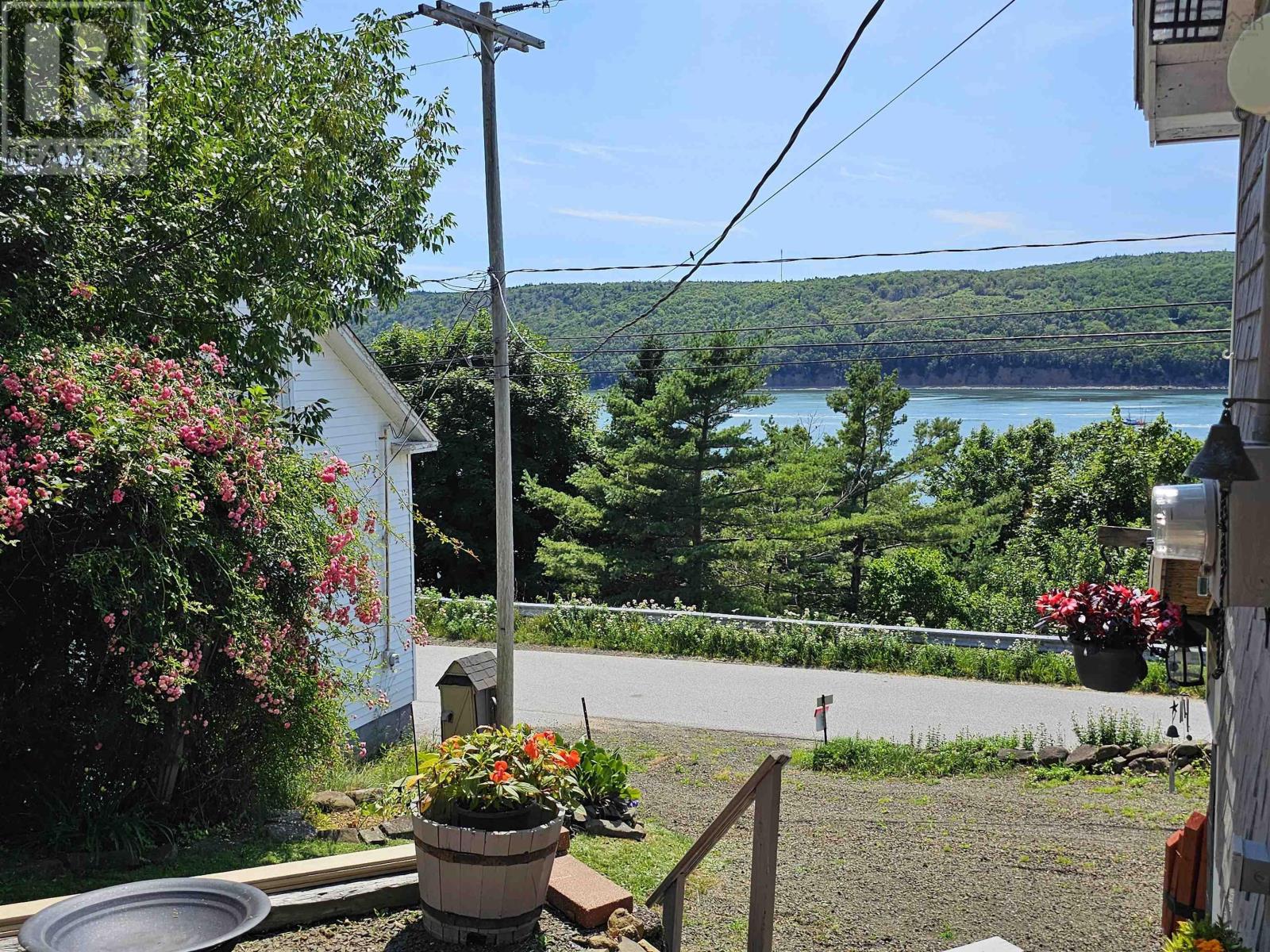 For sale 817 Granville Road, Victoria Beach, Nova Scotia B0S1A0