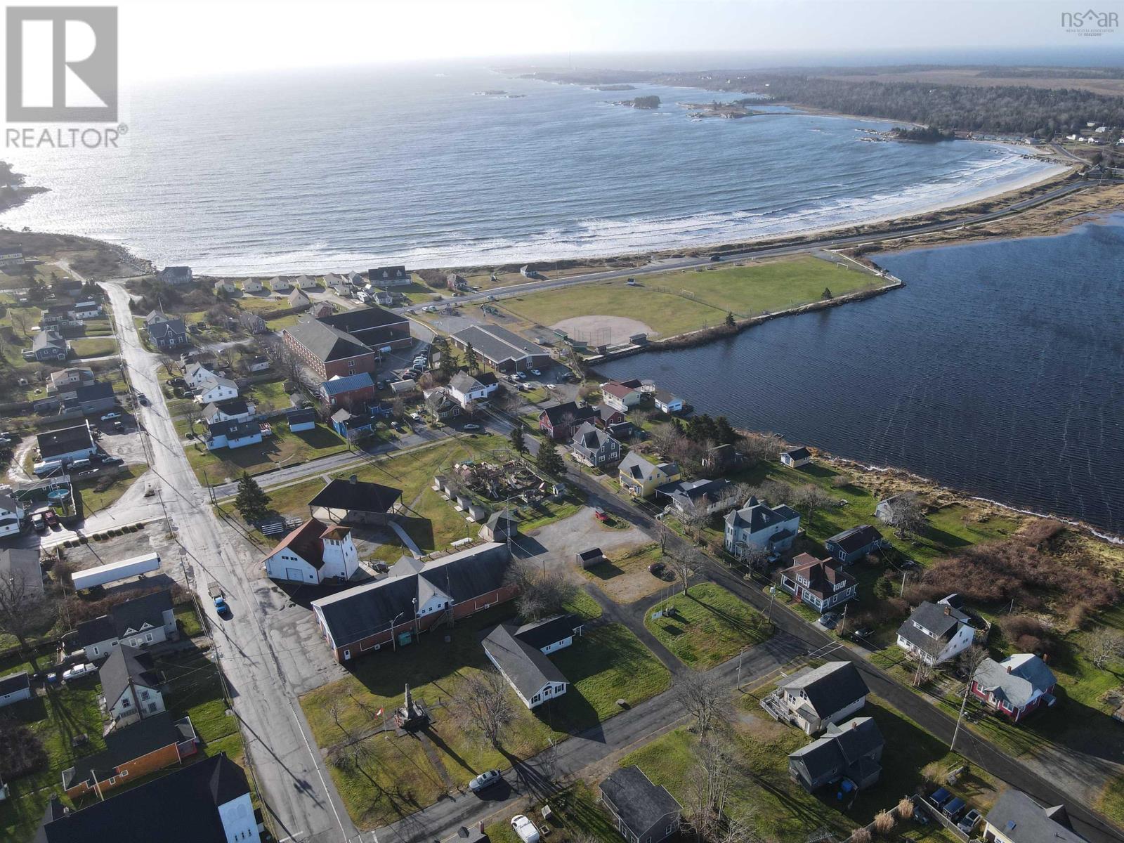 For sale 18 Howe Street, Lockeport, Nova Scotia B0T1L0 202325197