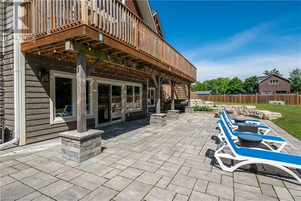 For sale 1004 APPLEWOOD Lane, Inverary, Ontario K0H1X0 40595744