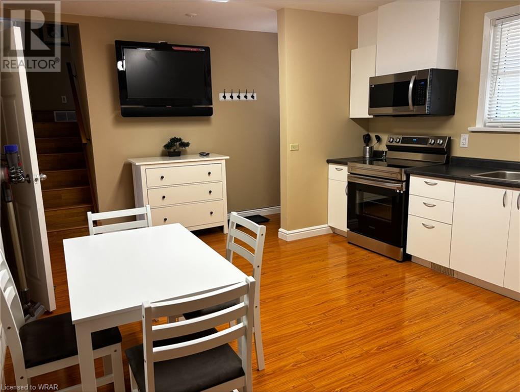 For sale 11 BELMONT Avenue W, Kitchener, Ontario N2M1L2 40598439 REALTOR.ca