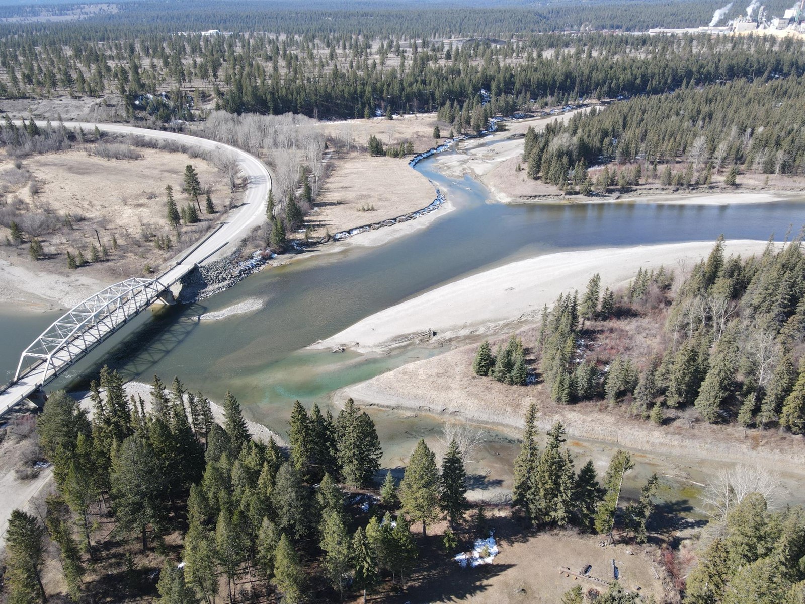 For sale 4561 BARLEBEN ROAD, Skookumchuck, British Columbia V0B2E0