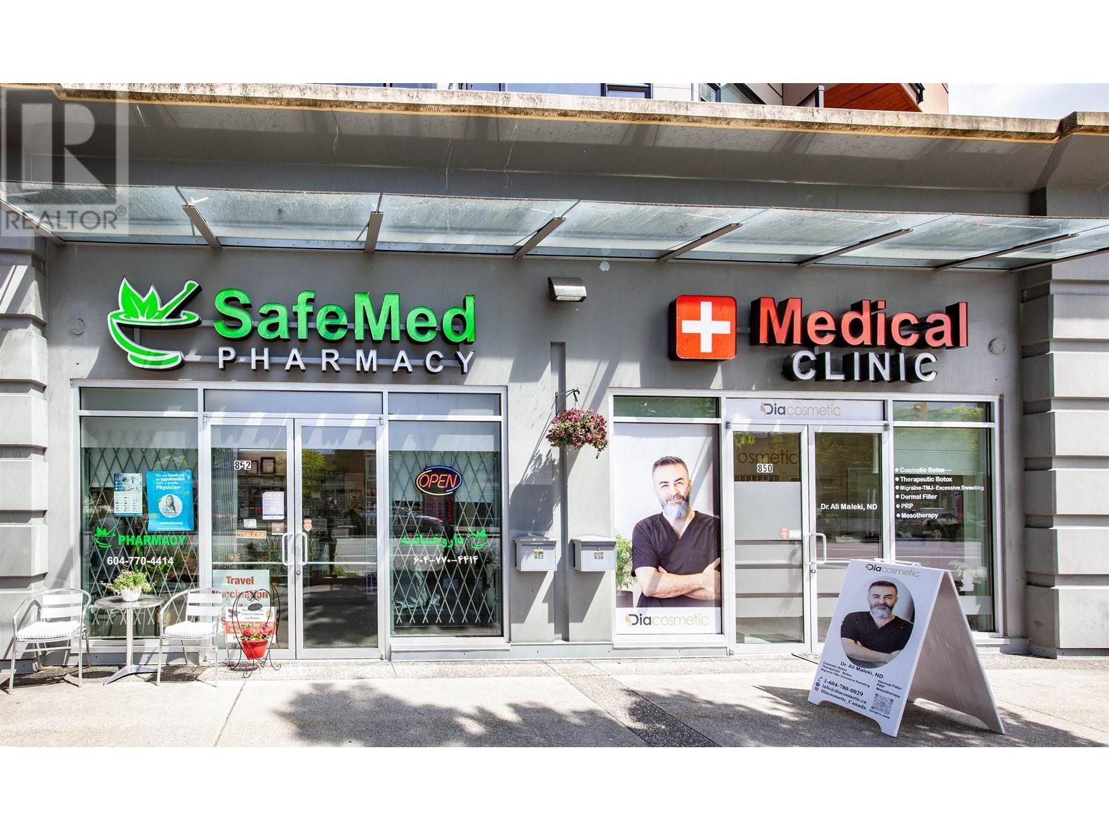 For sale 850852 MARINE DRIVE, North Vancouver, British Columbia V7P1R8 C8060437 REALTOR.ca