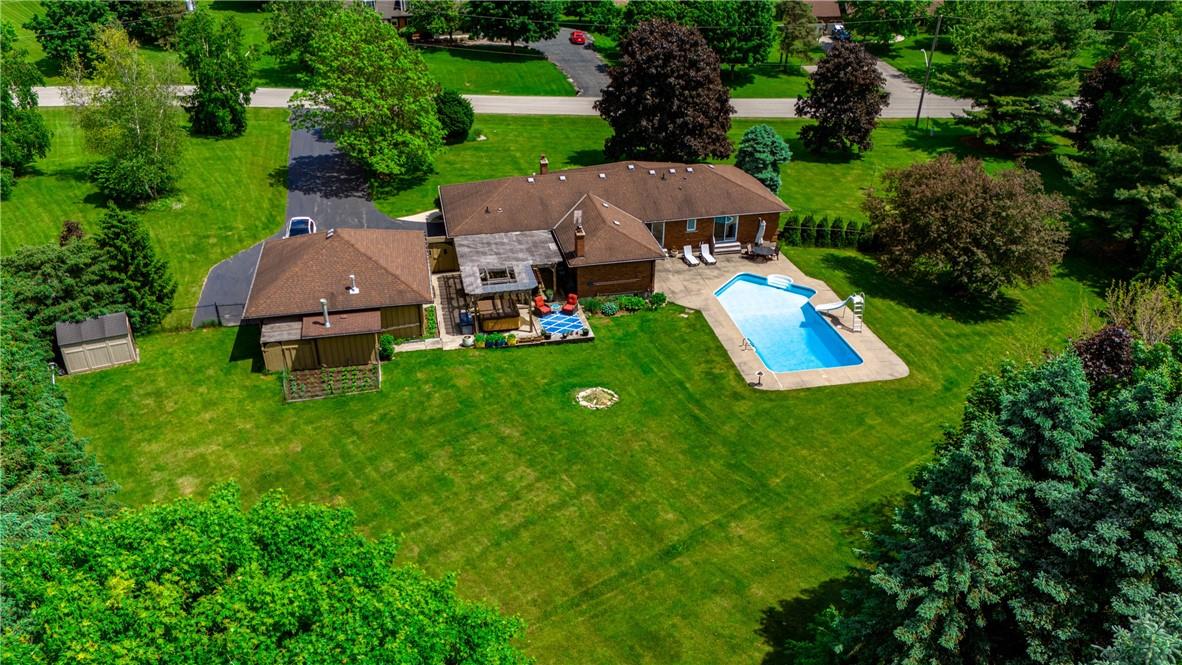 For sale 5 Ellen Street, Freelton, Ontario L8B0Z5 H4195759 REALTOR.ca