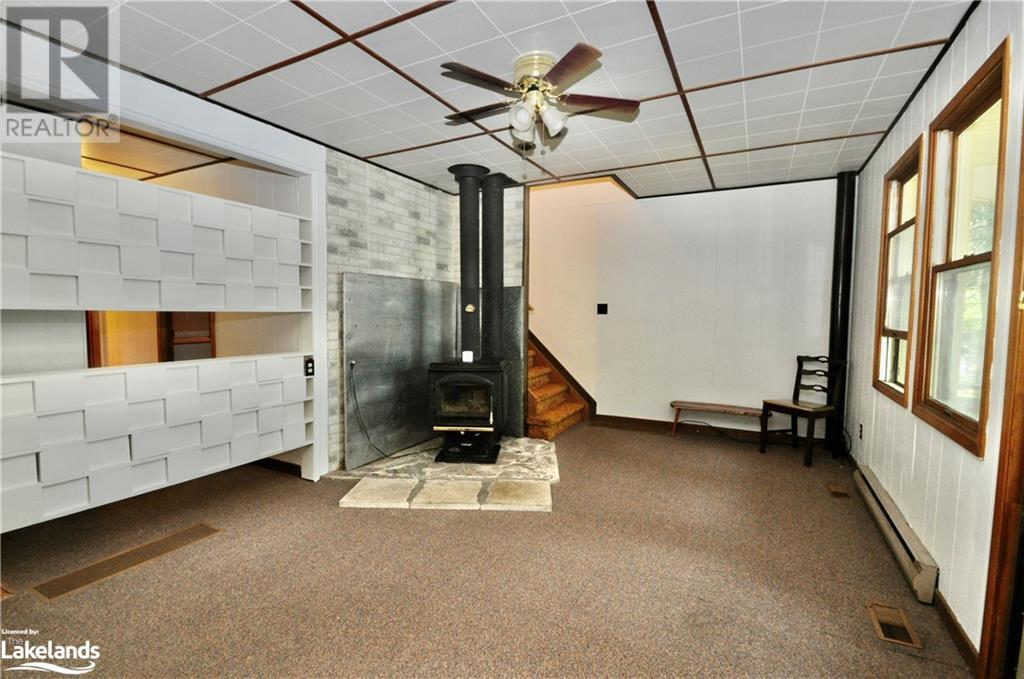 For sale 34 LAKEVIEW Road, Sprucedale, Ontario P0A1Y0 40556628