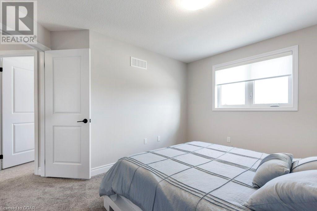 For sale 114 IRONHORSE DRIVE, Breslau, Ontario N0B1M0 40598827