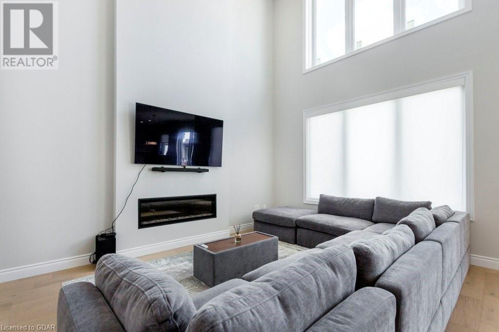 For sale 114 IRONHORSE DRIVE, Breslau, Ontario N0B1M0 40598827