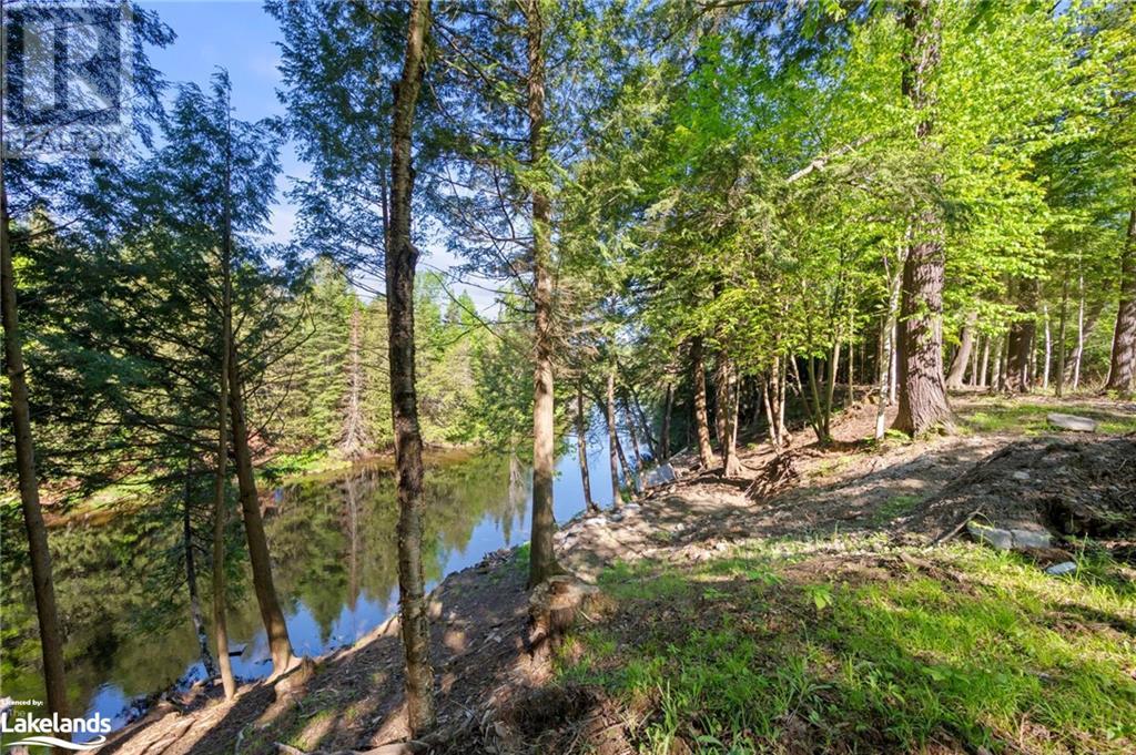 For sale 1042 SUBURBAN Court, West Guilford, Ontario K0M2K0 40598826